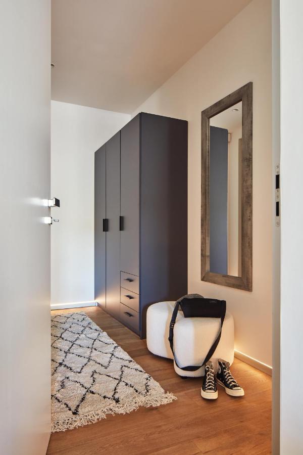 Prague Days - Stylish Apartments With Terrace - Parking - Quiet Area المظهر الخارجي الصورة