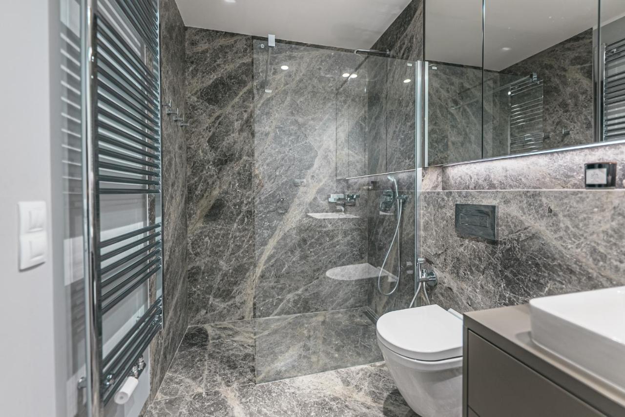 Prague Days - Stylish Apartments With Terrace - Parking - Quiet Area المظهر الخارجي الصورة