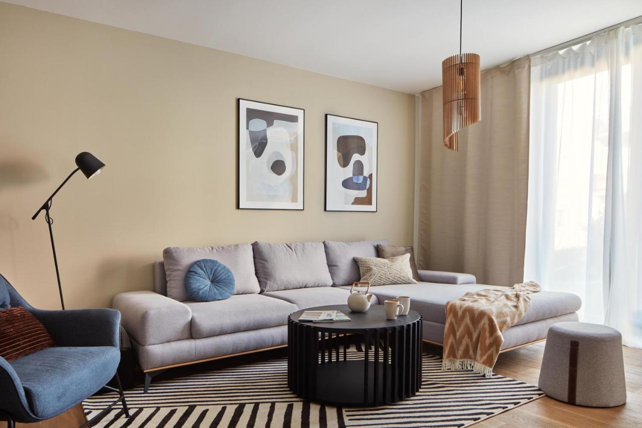 Prague Days - Stylish Apartments With Terrace - Parking - Quiet Area المظهر الخارجي الصورة